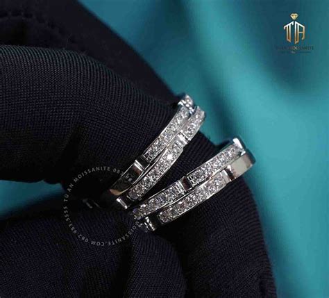 Giá Nhẫn Đính Hôn Vàng 18K - Tú An Moissanite & Diamond