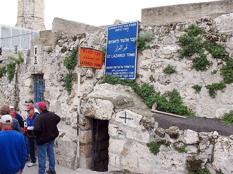 Tomb of Lazarus in Jerusalem | Sygic Travel