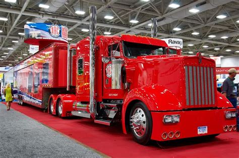 1000+ images about Big rig show trucks on Pinterest | Rigs, Peterbilt ...