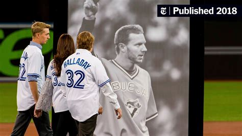 Roy Halladay’s Number is Retired by Toronto Blue Jays - The New York Times