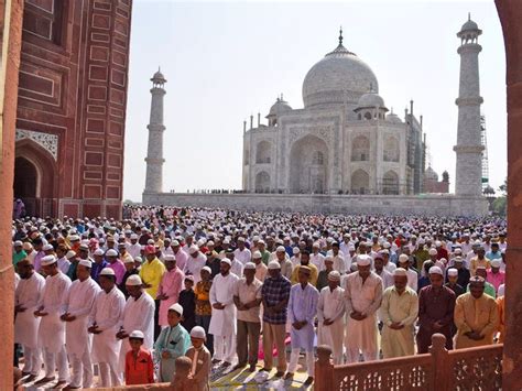 Breathtaking Photos of Eid Celebrations Around the World - Business Insider