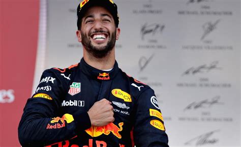 Daniel Ricciardo wins 2017 Formula 1 Azerbaijan Grand Prix after chaos ...