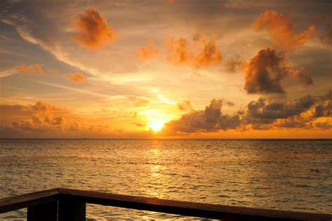 Download Horizon Sky Cloud Maldives Nature Sunset HD Wallpaper