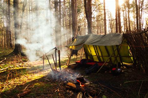 The 15 Best Camping Tarps for Staying Dry in the Great Outdoors – SPY