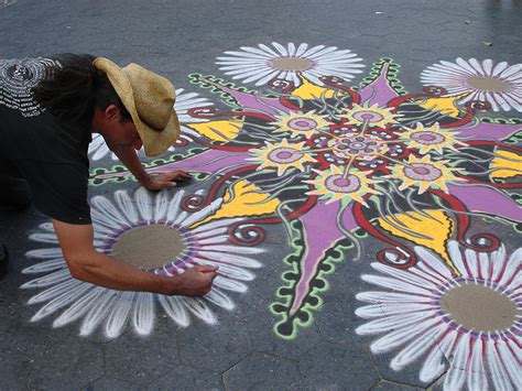 Intricate Sand Paintings By Joe Mangrum