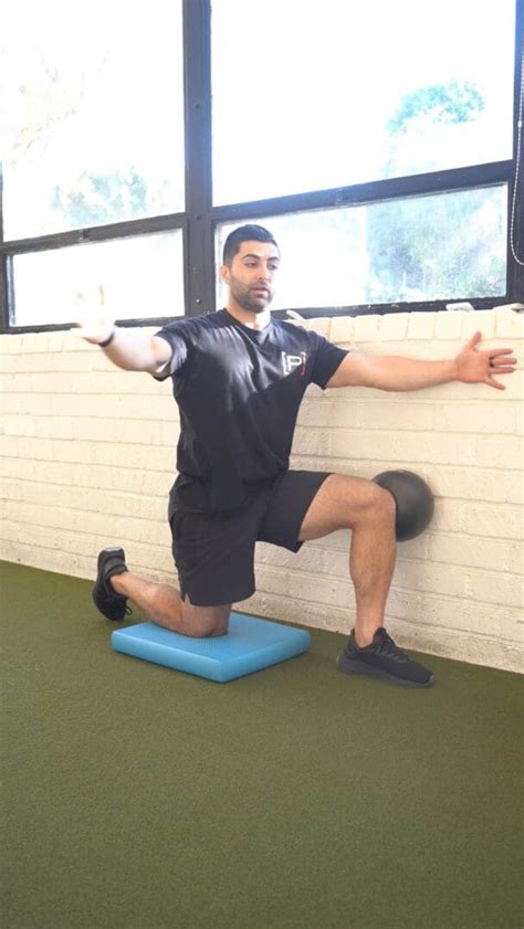 Half Kneeling Thoracic Rotation - Open, Ball - [P]rehab