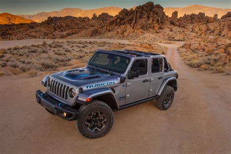 Is 2022 the Jeep Wrangler 4xe Better Than Regular Jeep Wranglers?