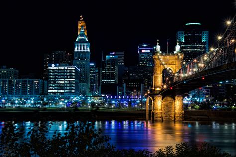 Cincinnati skyline-John A. Roebling Suspension Bridge | jhumbracht ...