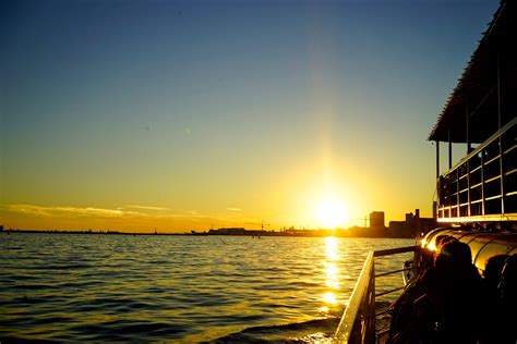 Toronto sunset Harbour, Perfect Place, Toronto, Weekend, Visiting ...