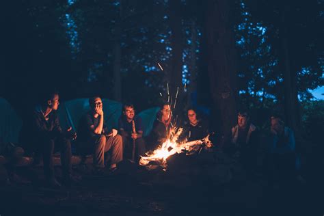 A Camping Tradition: Tips for Telling Campfire Stories - MARVAC