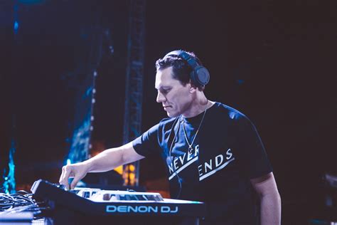 Tiesto Announces Australian & European Tour Dates - OZ EDM - Electronic ...