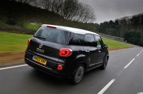 Fiat 500L Review (2022) | Autocar