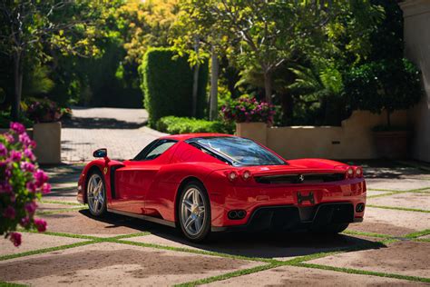 Ferrari Enzo Sets Record For The Most Expensive Car Sold In Online-Only ...