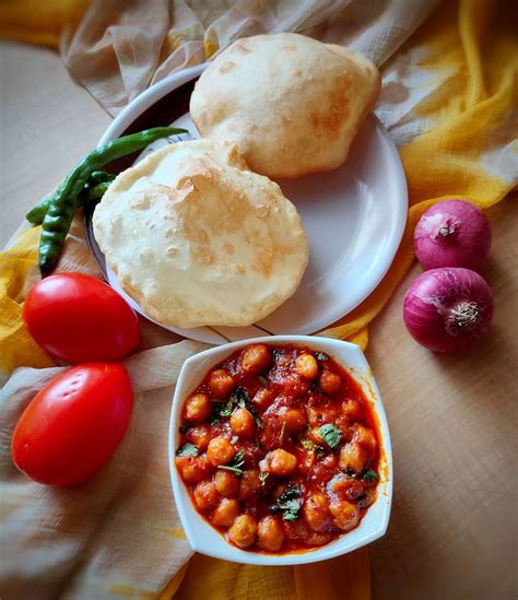 Home made CHOLE BHATUR | Food, Food blogger, Mumbai food