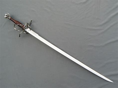 Swiss Saber | Rapier sword, Saber sword, Sword fight