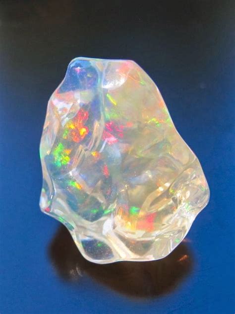 TYWKIWDBI ("Tai-Wiki-Widbee"): Fire opal