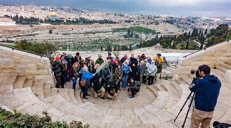 4,120,800 tourists arrived in Israel in 2018 - ISRAEL21c