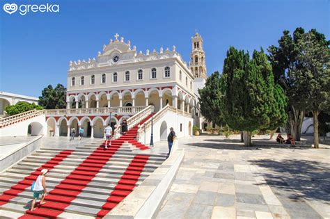 Churches in Tinos, Greece | Greeka