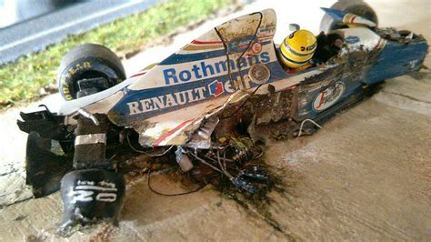 Ayrton Senna Imola Crash 1 maggio 94 Triumph Cars, Cars And Motorcycles ...