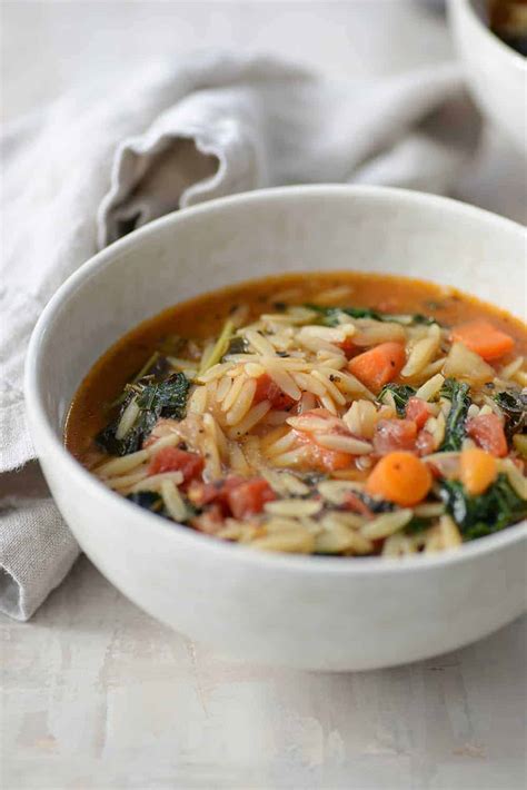 Simple Tuscan Kale Soup Recipe - Delish Knowledge