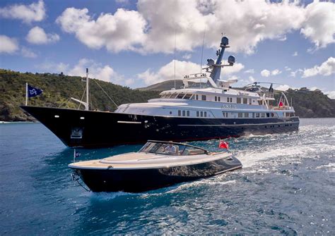 AMARA yacht for sale (57.3m, 1986)