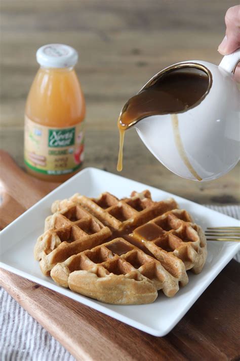 Apple Sauce Waffles with Apple Syrup Recipe | North Coast Organic | Resep