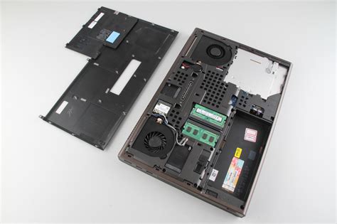 Dell Precision M4800 Disassembly and RAM, HDD Upgrade Options - MyFixGuide