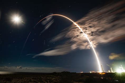 SpaceX a maintenant jeté son dévolu sur le 11 décembre pour le ...