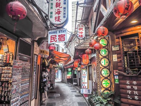 Jiufen Old Street: A 2023 Guide to this Classic Taipei Day Trip ...