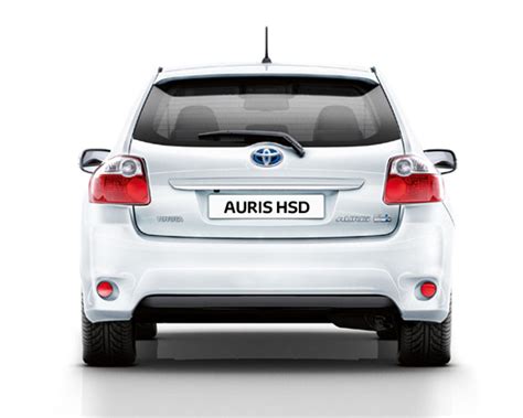 Toyota Auris Hybrid - CNET