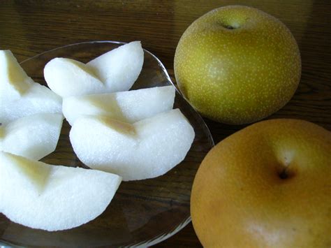 10 Japanese Native Fruits You Should Know