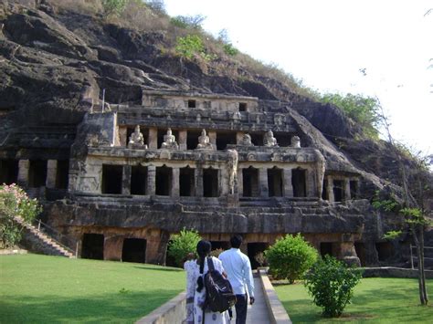 Undavalli Caves Historical Facts and Pictures | The History Hub