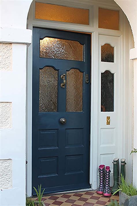 Best Wood Paint to Protect Exterior Doors - Thorndown Paints - Wood ...