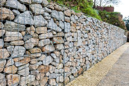 How To Build A Gabion Wall – Adding Gabion Baskets To Your Garden ...