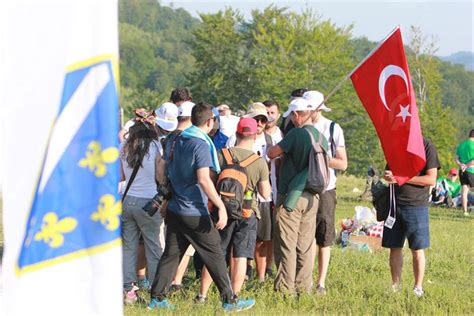 Thousands Join Bosnian Peace March to Srebrenica - Anadolu Ajansı