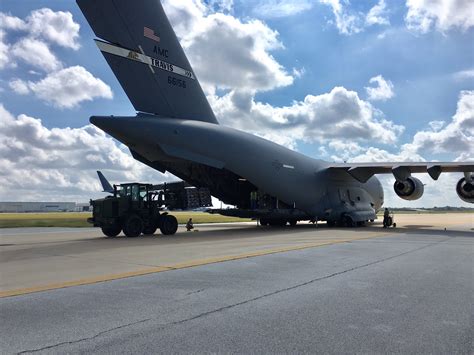 Free photo: C-17 Globemaster III - Cargo Loading - Airforce, Airplane ...