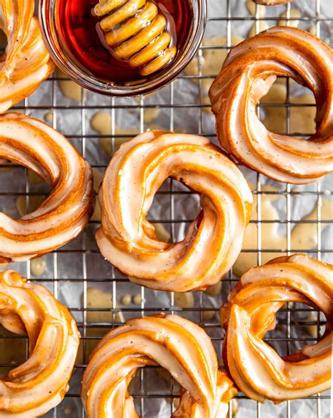 Vanilla Bean Honey Glazed Crullers – MikeBakesNYC