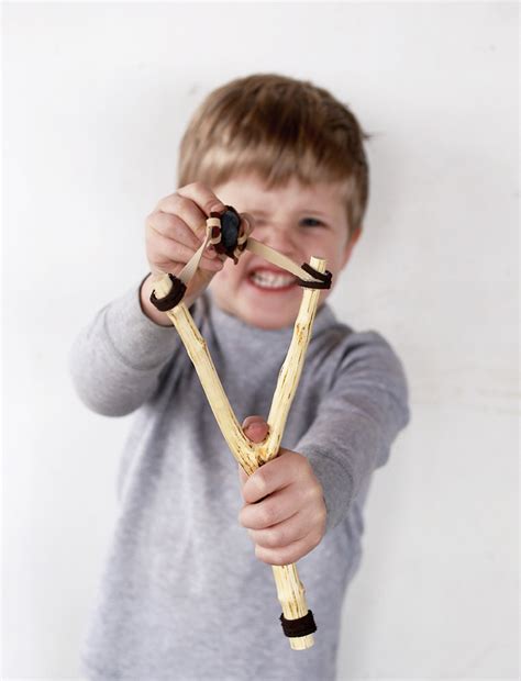 DIY Slingshot - The Merrythought