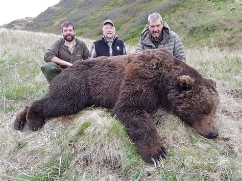 12 - DAY SPRING KODIAK ISLAND BROWN BEAR HUNT FOR 1 HUNTER - WSF World ...