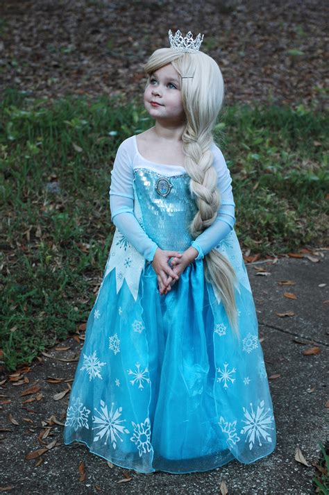 Elsa Cosplay - Elsa the Snow Queen Photo (35841993) - Fanpop