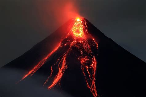 Volcanos, earthquakes: Is the 'Ring of Fire' alight? | ABS-CBN News