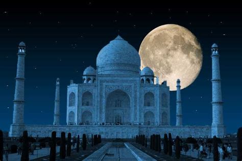 Parables from a Taj Mahal under the Night sky - Holidify