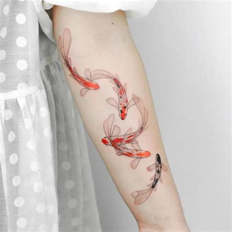 20 Feminine Small Koi Fish Tattoos You will Adore | Art and Design