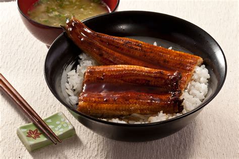 Easy Japanese Broiled Unagi Eel With Rice Recipe