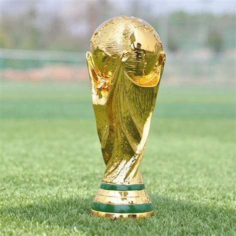 FIFA World Cup 2018 Trophy Replica Golden Football Fan Award Gift 14 ...