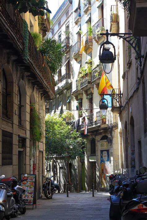 Street In The Old Town, Gothic Quarter, Barcelona, Catalonia. | Gothic ...