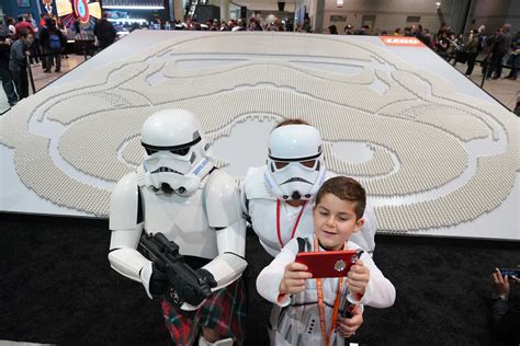 LEGO sets Guinness Record for biggest Stormtrooper army | SYFY WIRE