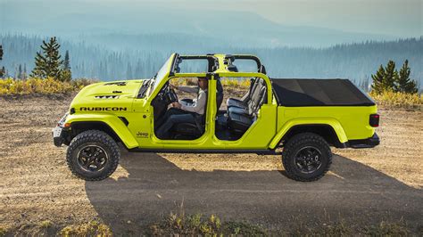 2023 Jeep Gladiator Prices, Reviews, and Photos - MotorTrend