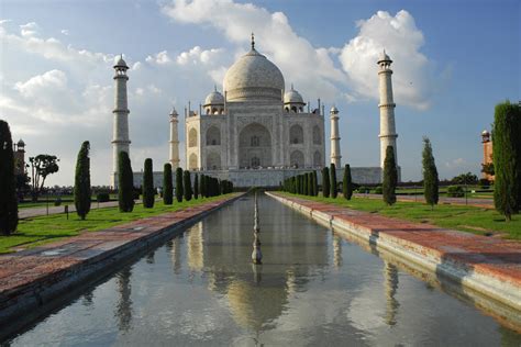 The Taj Mahal Agra India ~ View Pakistan