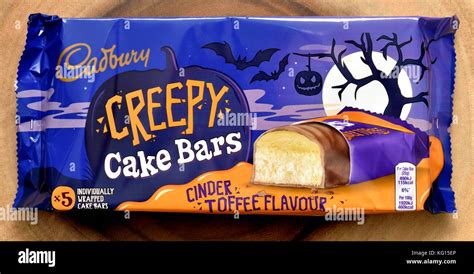 Cadbury creepy cake bars cinder toffee flavour Stock Photo - Alamy